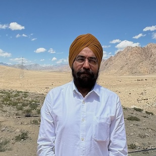 CA (Dr.) Manjeet Singh Pardesi
